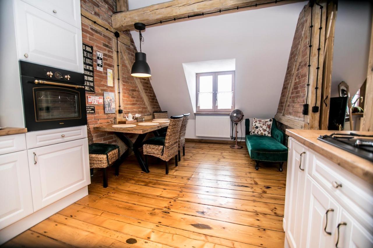 Ap Apartment'S Wałbrzych Esterno foto